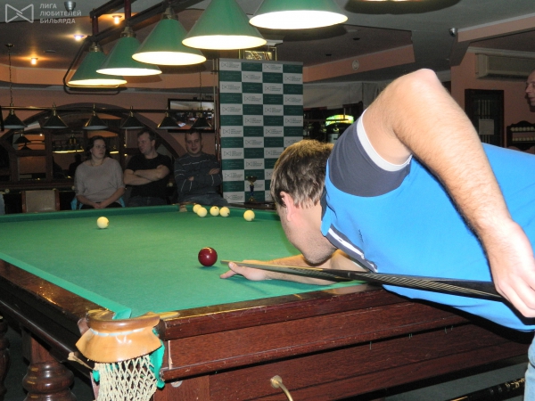 Алексей действует по наводке тренера